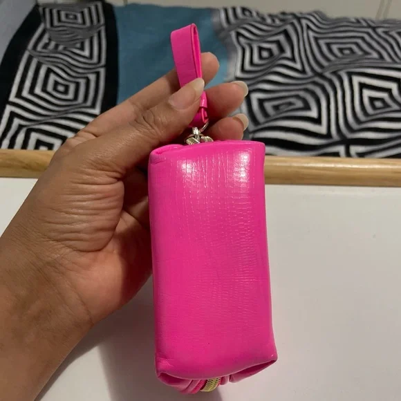 Victoria’s Secret neon pink coin 👛 purse. - Picture 9 of 12